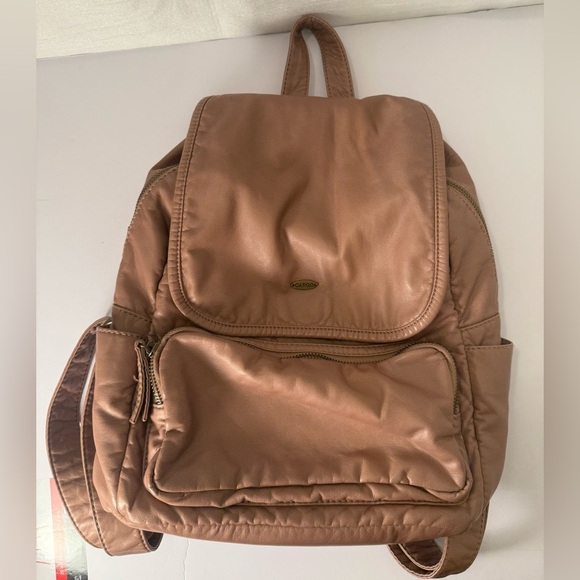 Genuine Leather Bentley Back back Cream/tan EUC - Picture 1 of 7